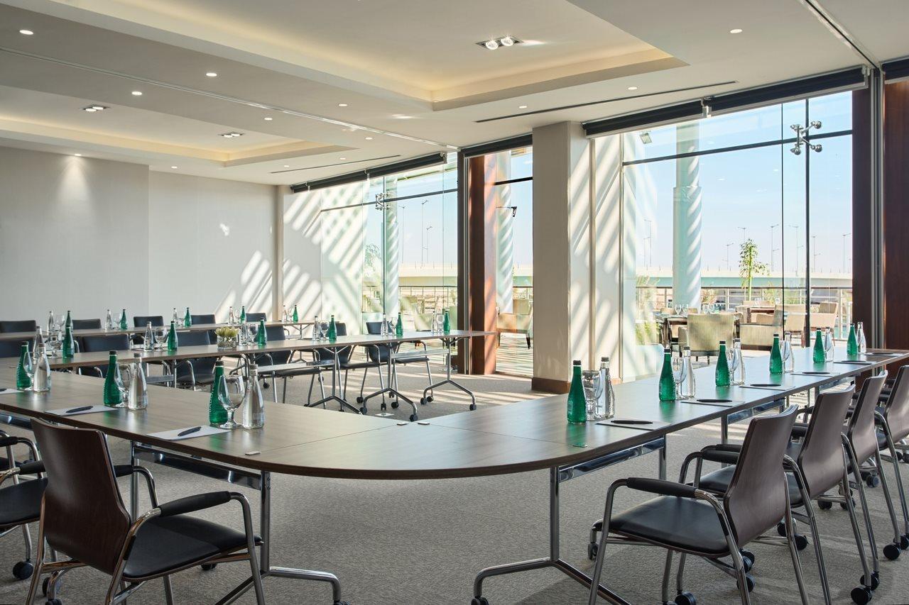 Bay La Sun Hotel And Marina - Emaar King Abdullah Economic City Eksteriør bilde Meeting room