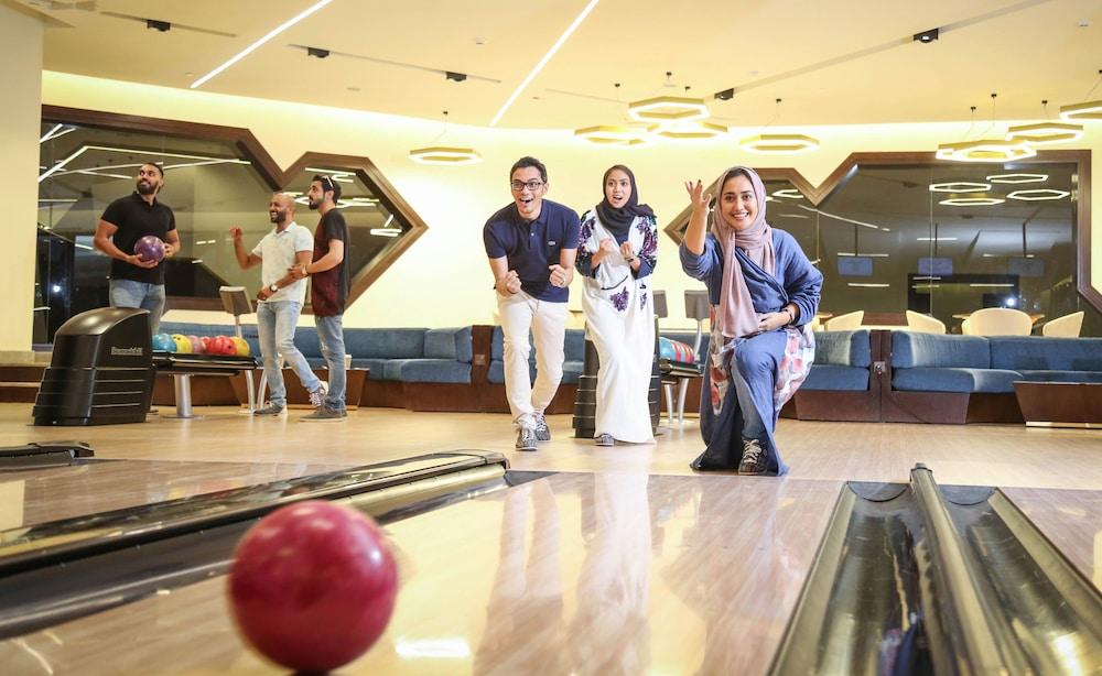 Bay La Sun Hotel And Marina - Emaar King Abdullah Economic City Eksteriør bilde Bowling at the Grand Millennium Hotel, Tehran