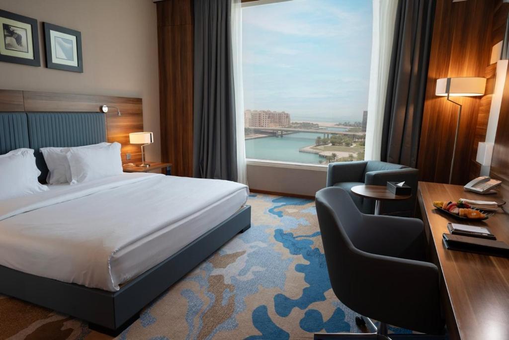 Bay La Sun Hotel And Marina - Emaar King Abdullah Economic City Eksteriør bilde A room at the hotel