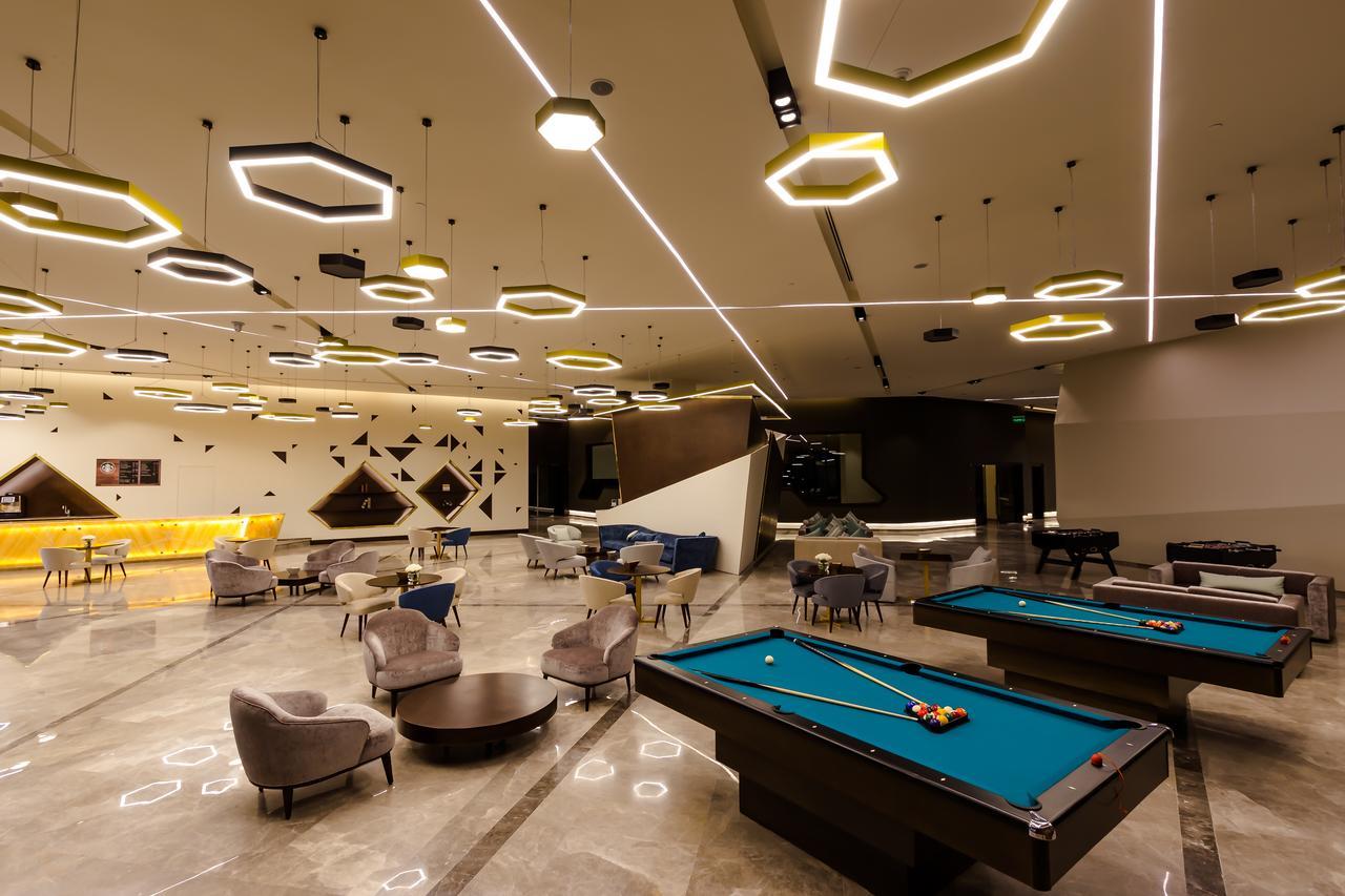 Bay La Sun Hotel And Marina - Emaar King Abdullah Economic City Eksteriør bilde The lounge at the airport